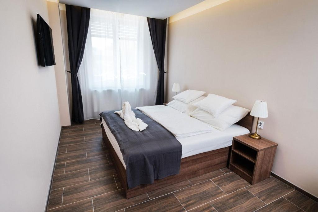 Mp Hotel Зноймо Екстер'єр фото